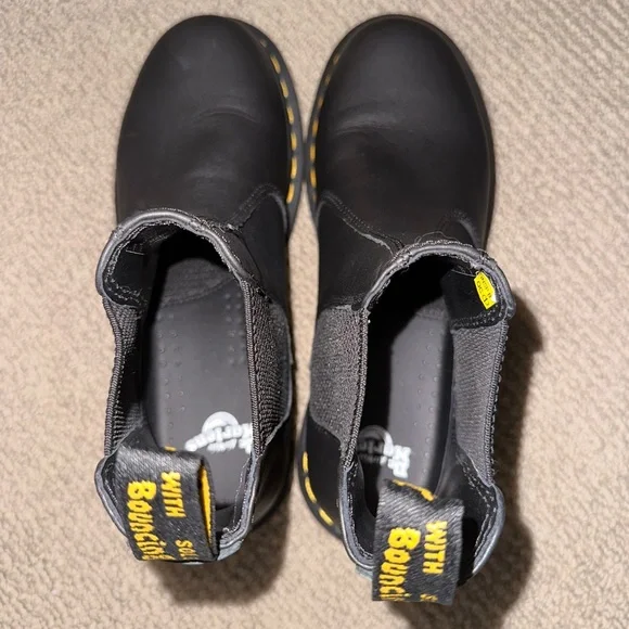 NEW Dr. Martens Women’s Size 8 - CHELSEA BOOT. - Picture 3 of 6